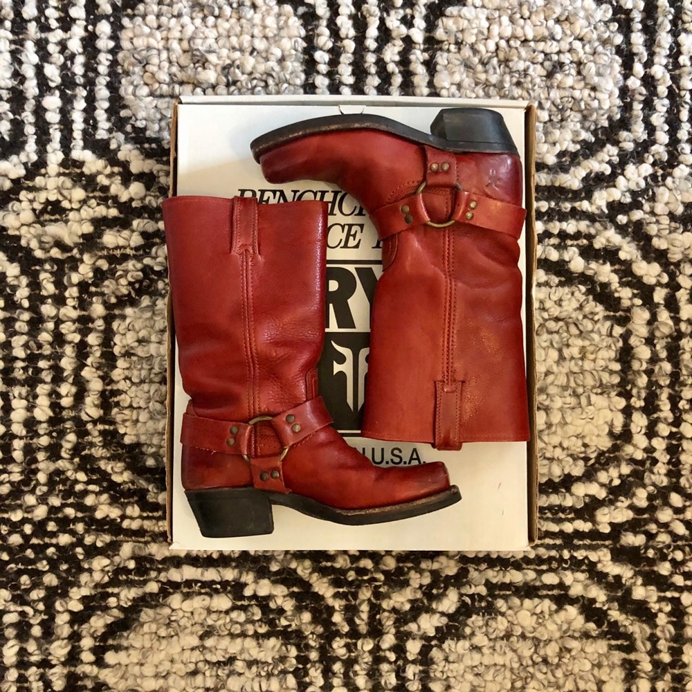 FRYE Burnt red 12R harness boots size 7